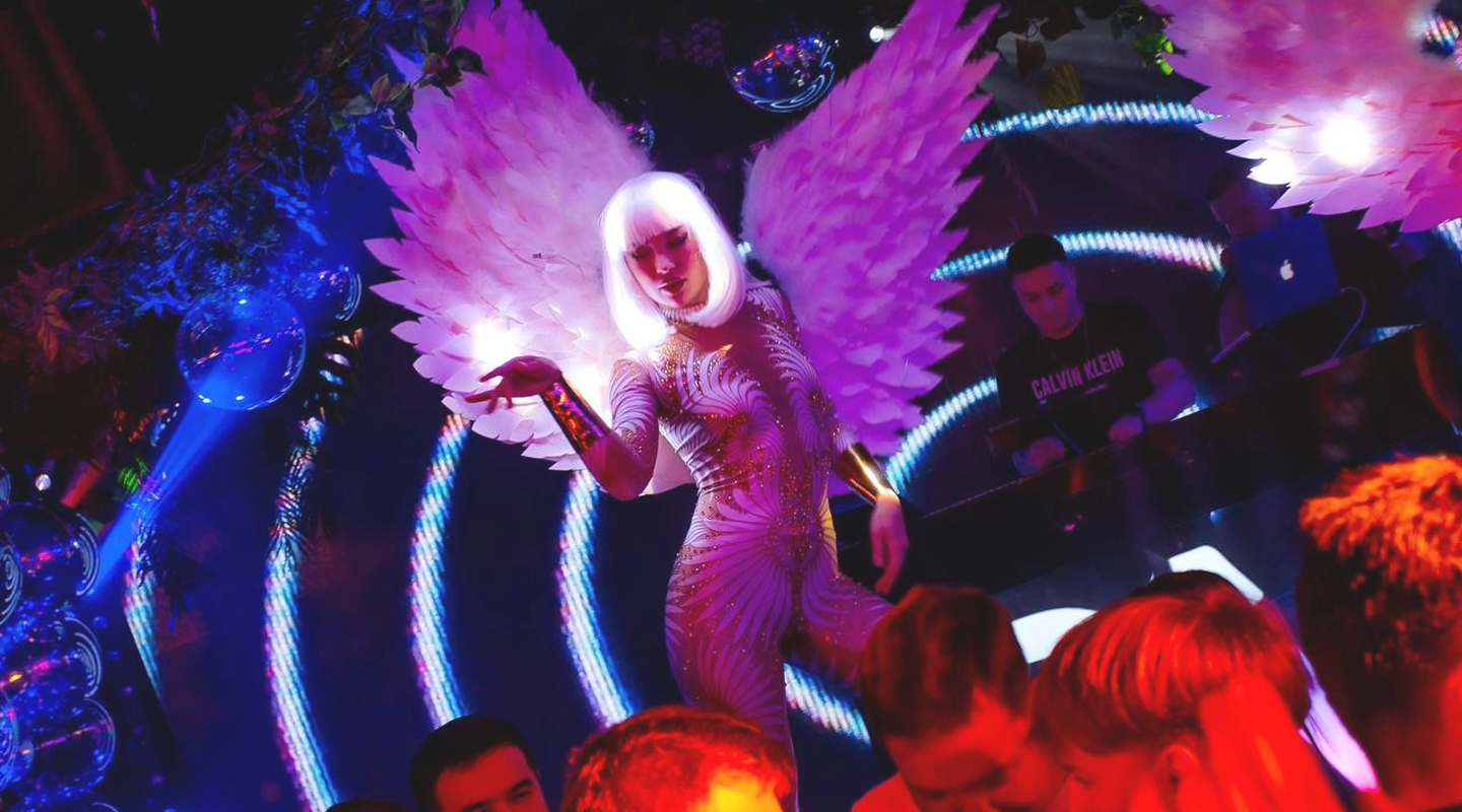 Добро пожаловать в Drink Mall –  лучший ночной бар Казани